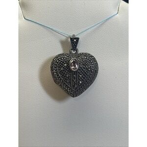 FAS 925 Sterling Silver Heart Locket With Stone
